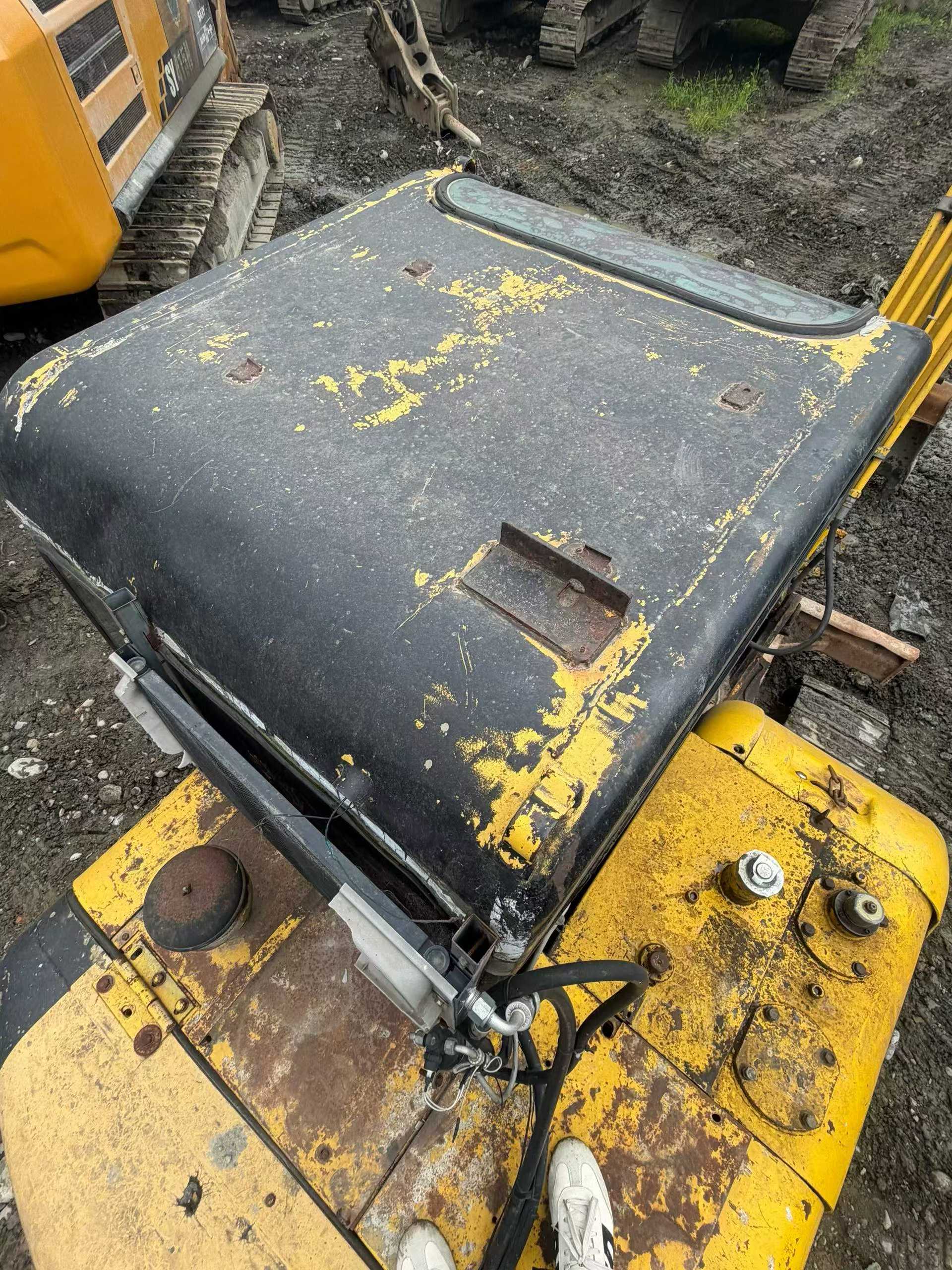 Buy Hyundai HX60 Used Excavator / 9