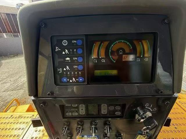 Buy Komatsu WA475-10 Used Excavator / 4