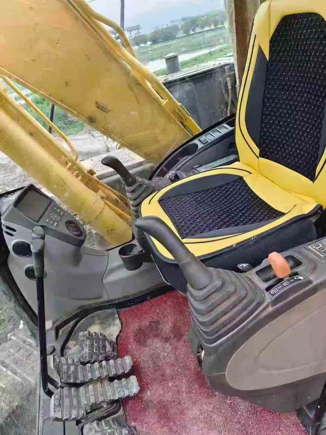 Buy Sumitomo SH130-6 Used Excavator / 5