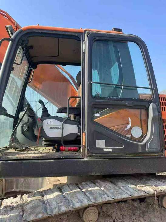 Buy Doosan DH420LC-7 Used Excavator / 1