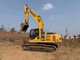 Buy Komatsu PC240-6 Used Excavator / 3 Buy Komatsu PC240-6 Used Excavator / 3
