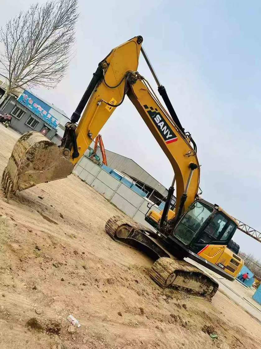 Buy Sany SY245H Used Excavator / 2