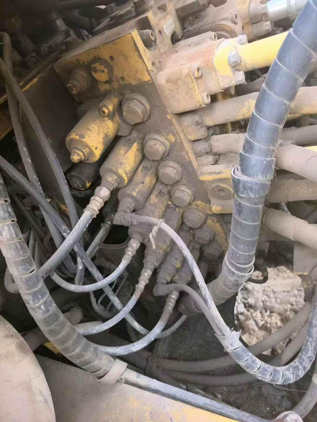 Buy Komatsu PC360-7 Used Excavator / 4