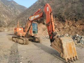 Buy Doosan DH150-7 Used Excavator / 5 Buy Doosan DH150-7 Used Excavator / 5
