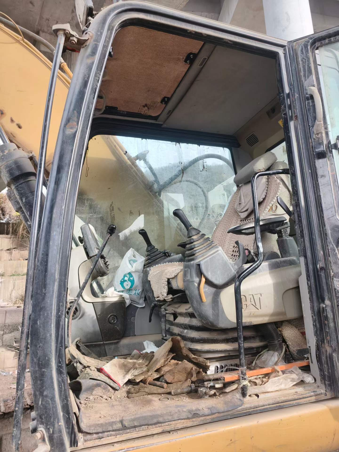 Buy Caterpillar 324D Used Excavator / 7