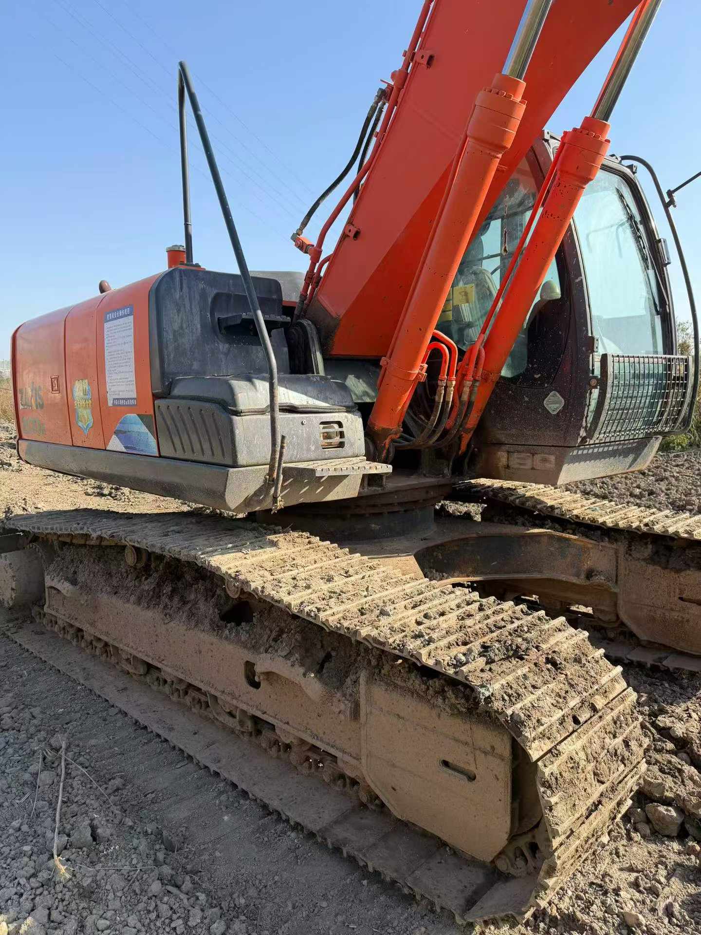 Buy Hitachi ZH200-5A Used Excavator / 9