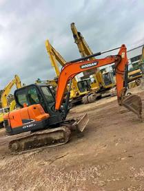 Buy Doosan DH60 Used Excavator / 4 Buy Doosan DH60 Used Excavator / 4