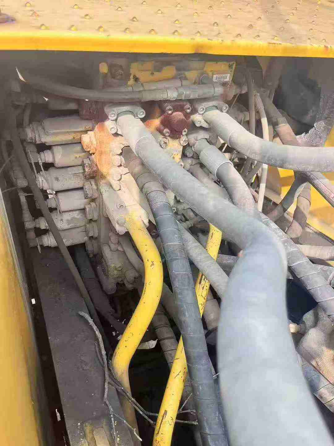 Buy Komatsu PC200 Used Excavator / 7