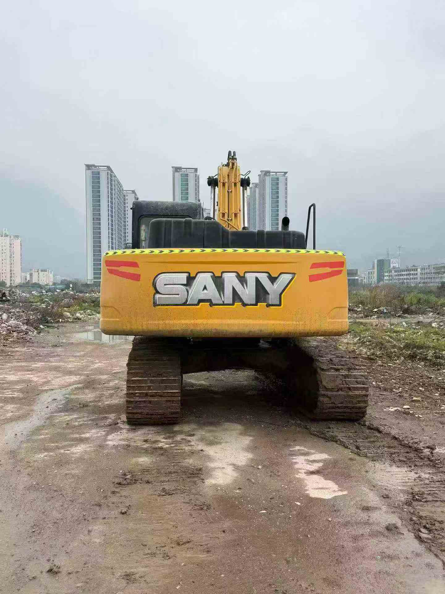 Buy Sany SY205C Used Excavator / 6