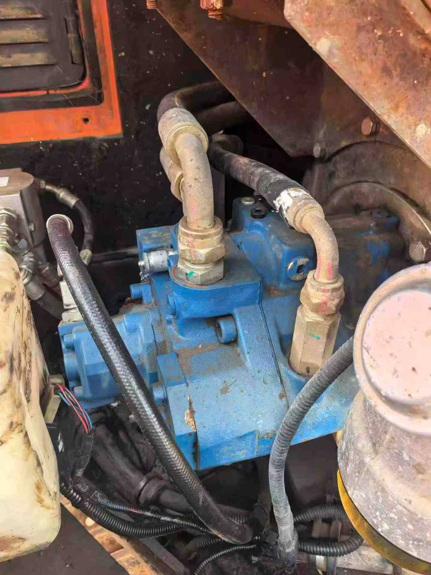 Buy Doosan DX75 Used Excavator / 7