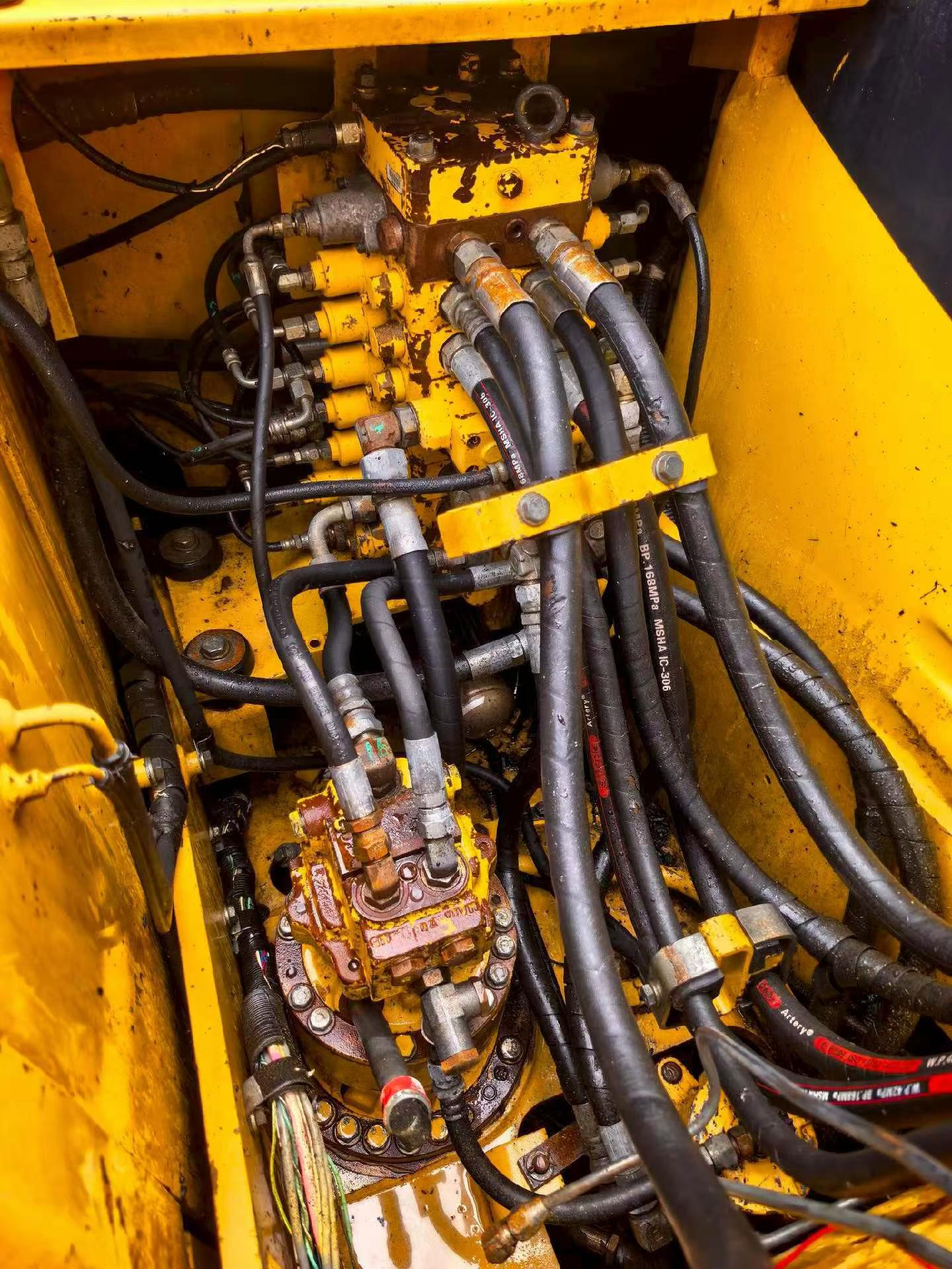 Buy Komatsu PC130-7 Used Excavator / 2