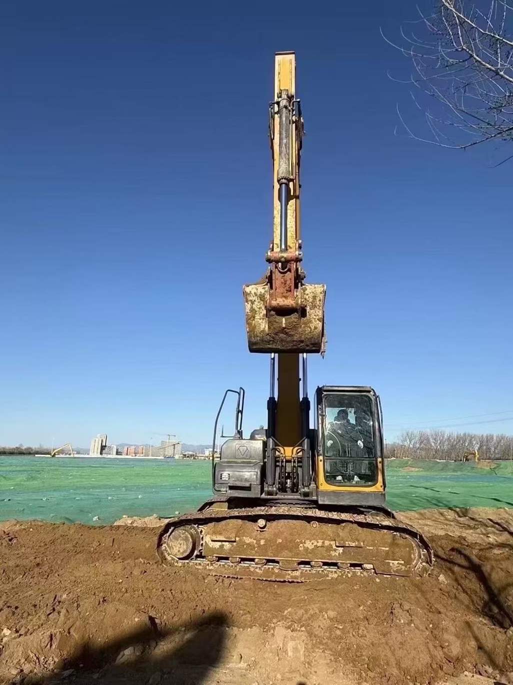 Buy XCMG XE200 Used Excavator / 2