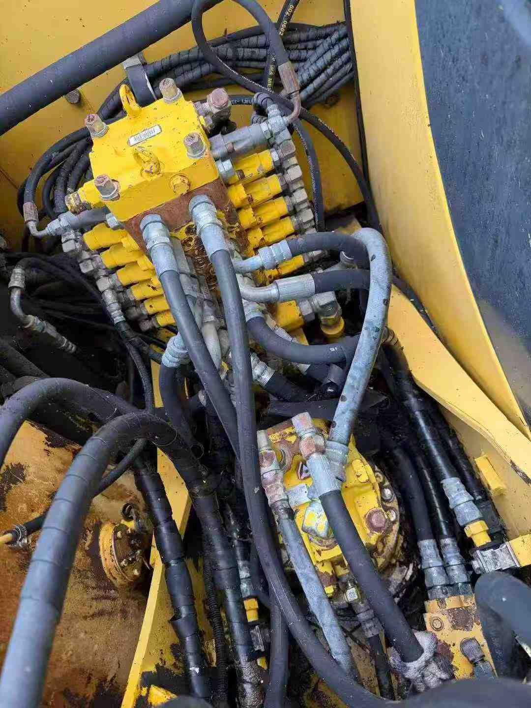 Buy Komatsu PC60 Used Excavator / 4