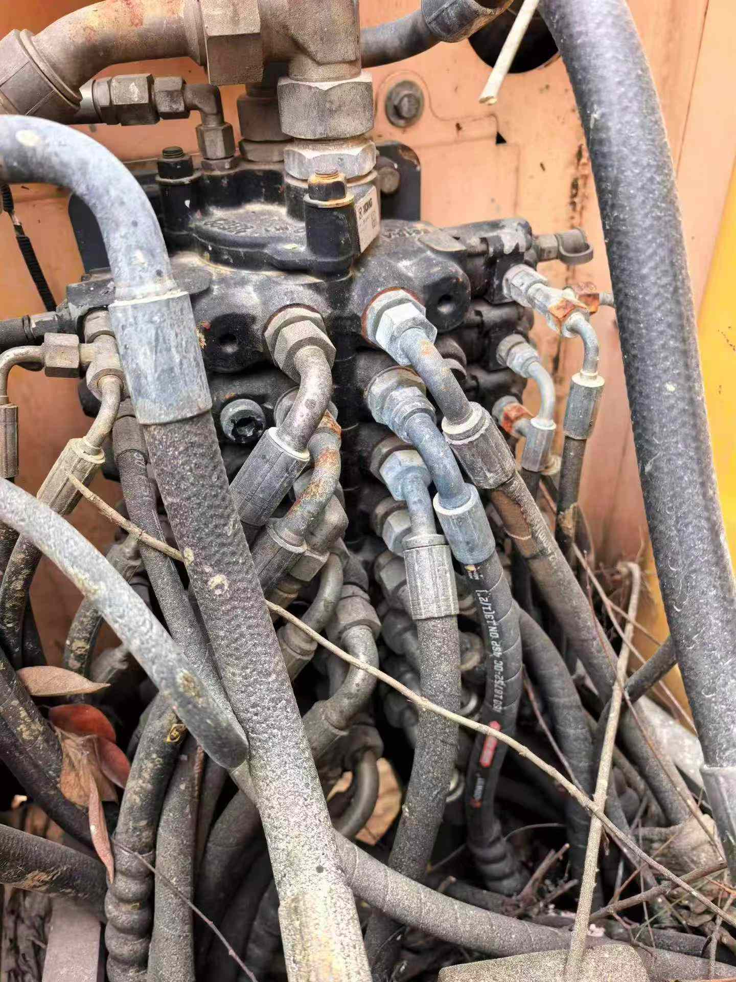 Buy XCMG XE85C Used Excavator / 9