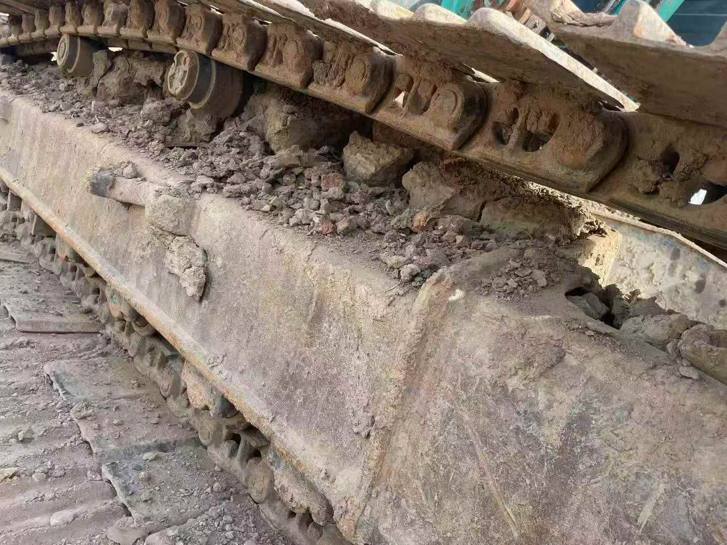 Buy Kobelco SK210-6 Used Excavator / 8