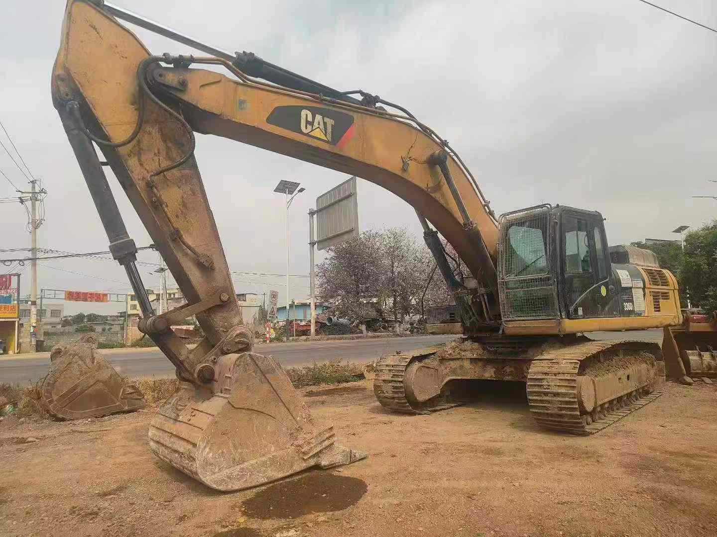 Buy Caterpillar 336E Used Excavator / 2