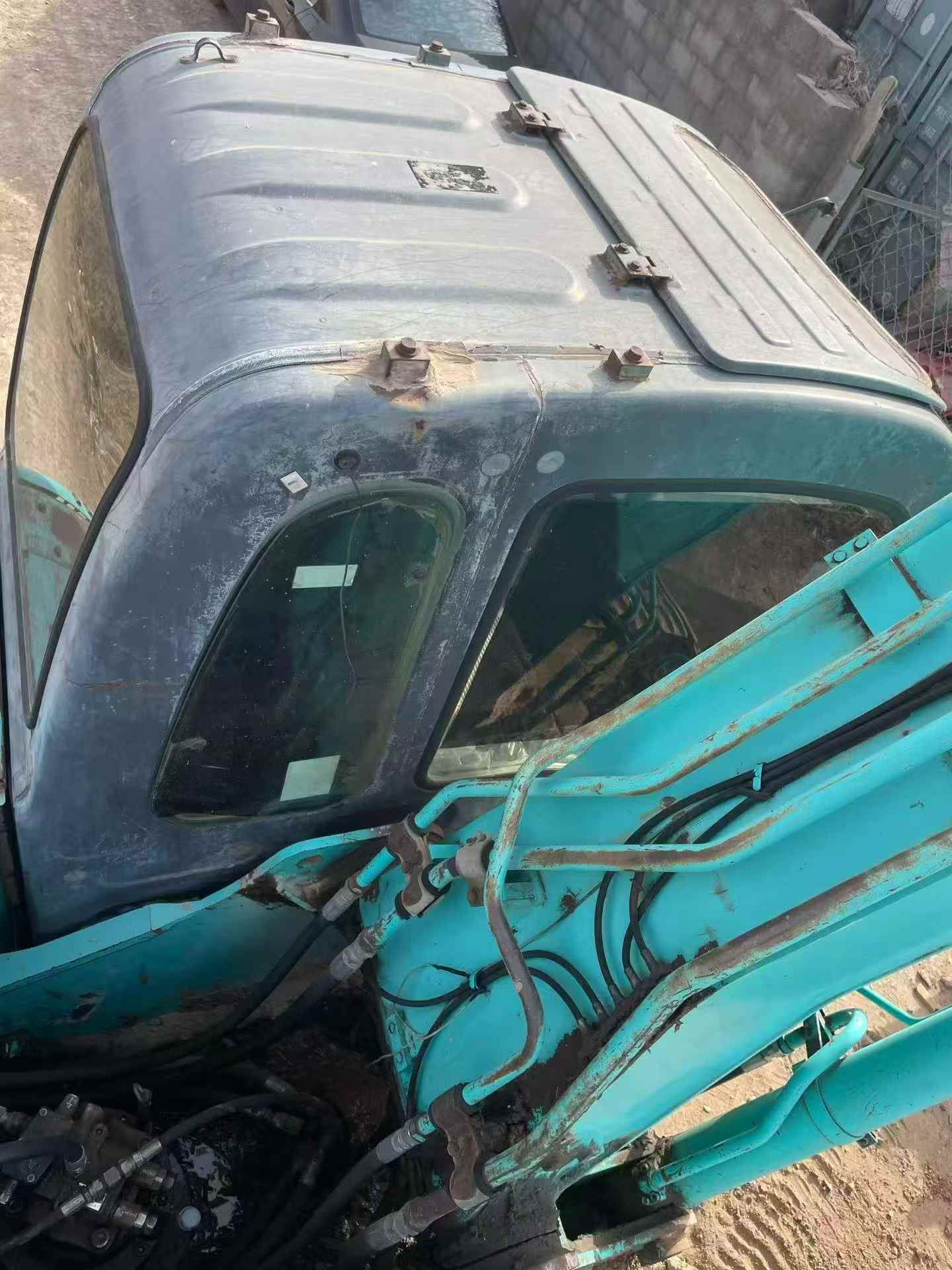 Buy Kobelco SK210-6 Used Excavator / 4