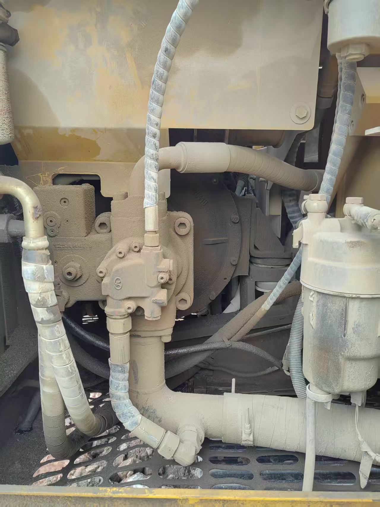 Buy Sany SY125C Used Excavator / 4