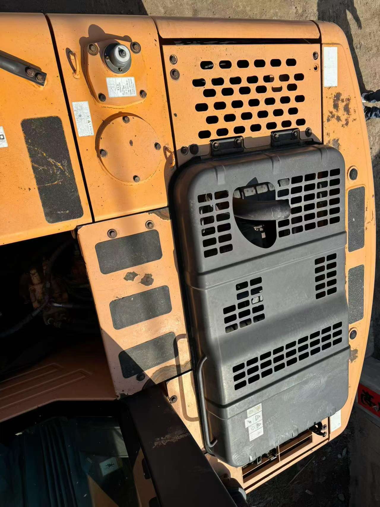 Buy Sany SY135 Used Excavator / 8