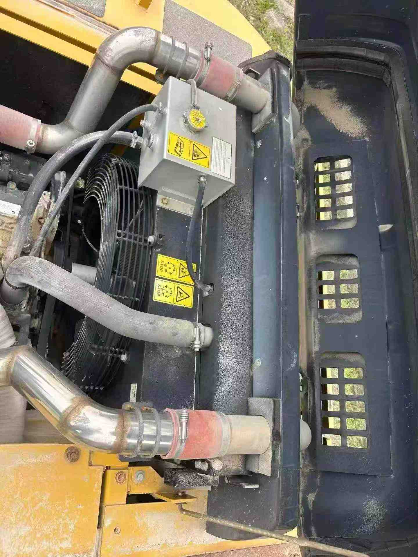 Buy XCMG XE380K Used Excavator / 3