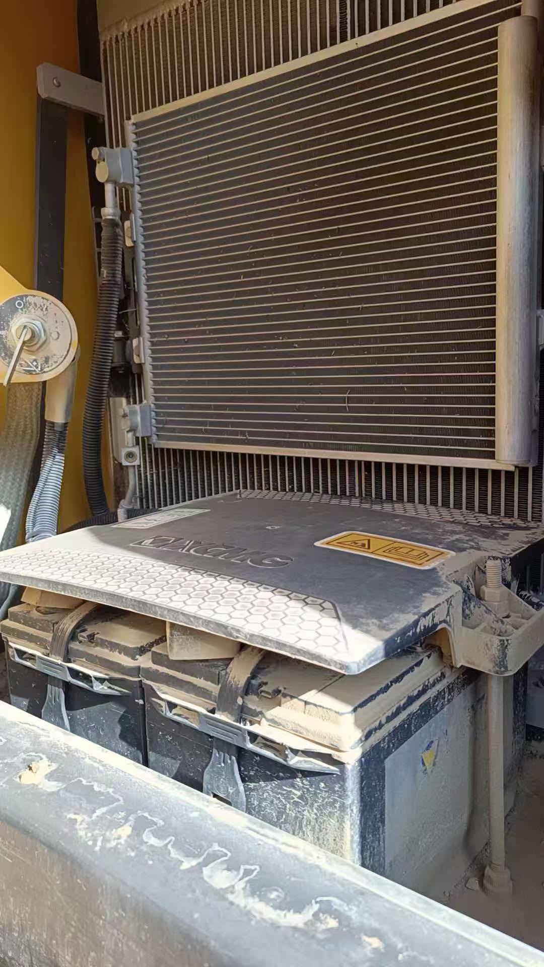 Buy XCMG XE75C Used Excavator / 6