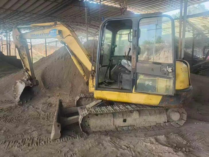 Buy Komatsu PC56-7 Used Excavator / 1