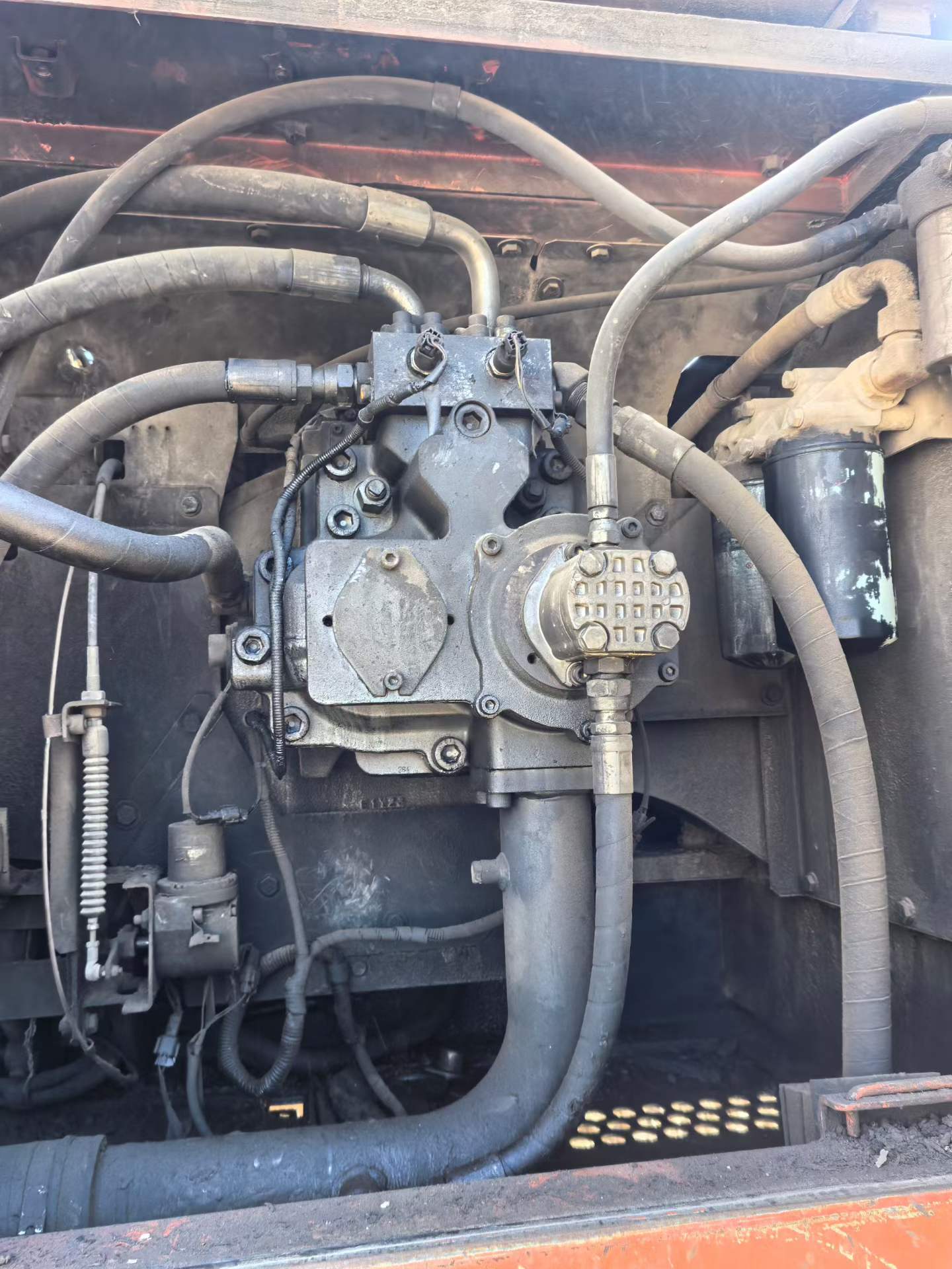 Buy Hitachi ZX450-6 Used Excavator / 5