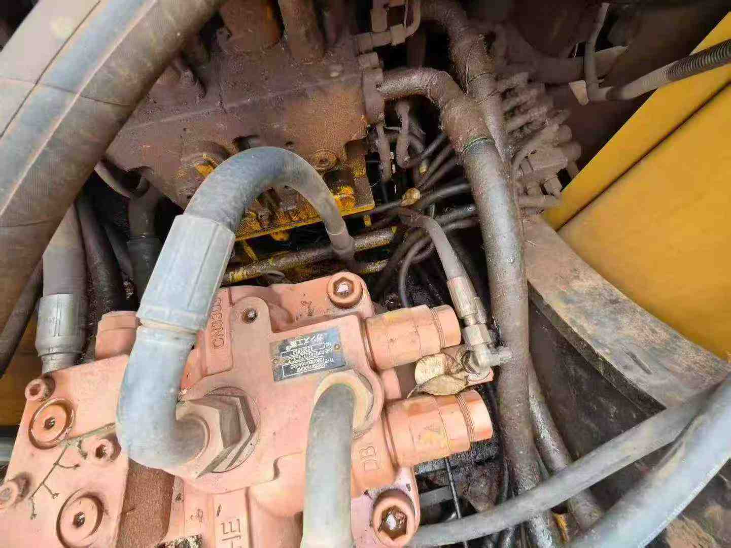 Buy Sany SY215C Used Excavator / 7