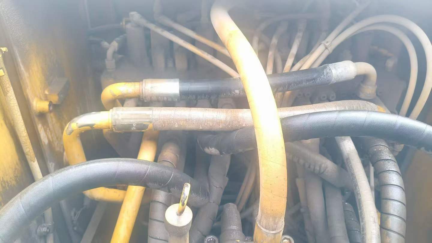 Buy Caterpillar 320DGC Used Excavator / 8