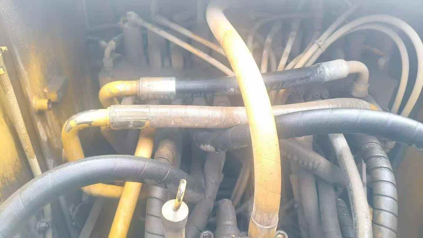 Buy Caterpillar 320DGC Used Excavator / 8