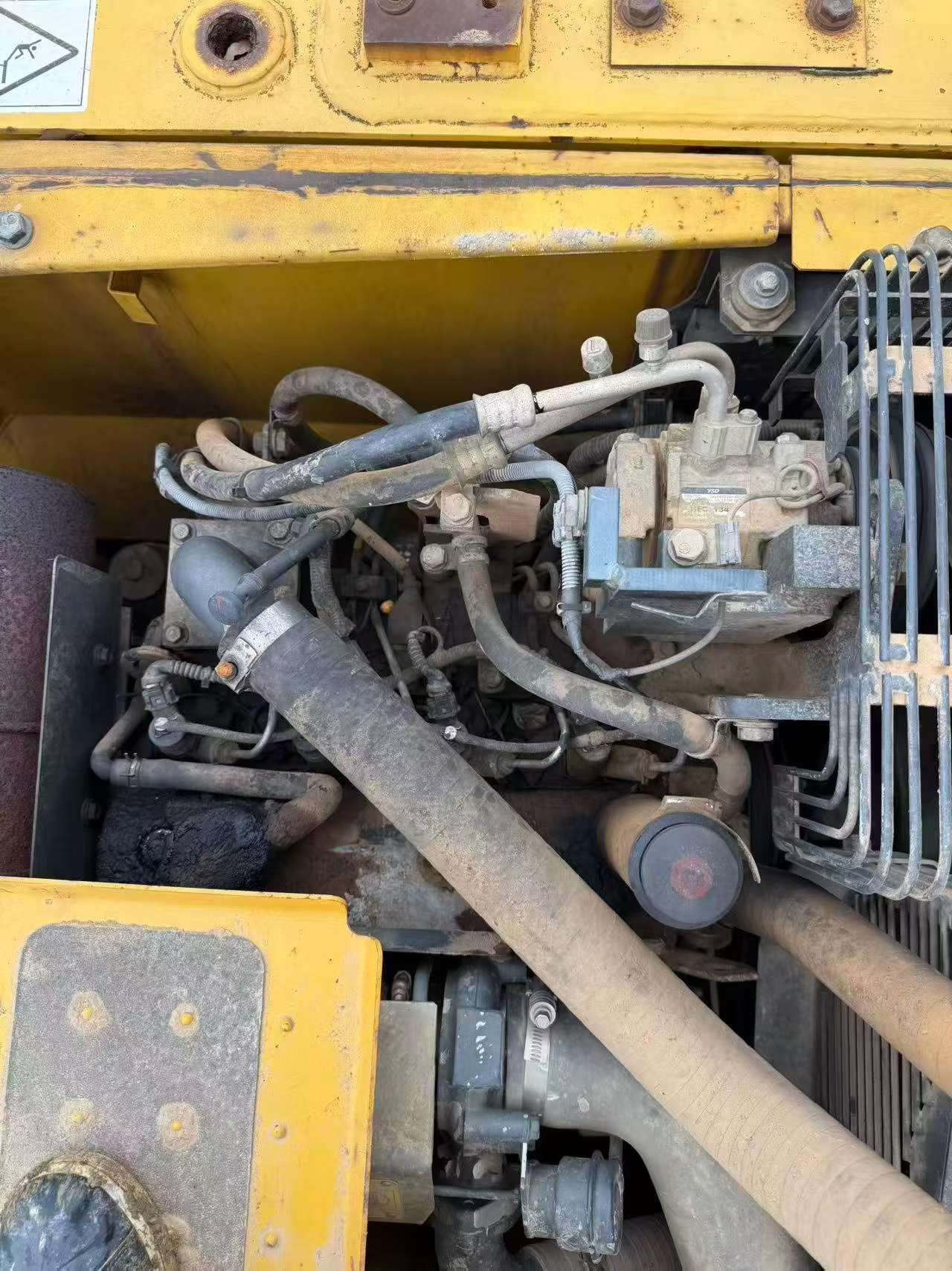 Buy Komatsu PC130-8 Used Excavator / 5