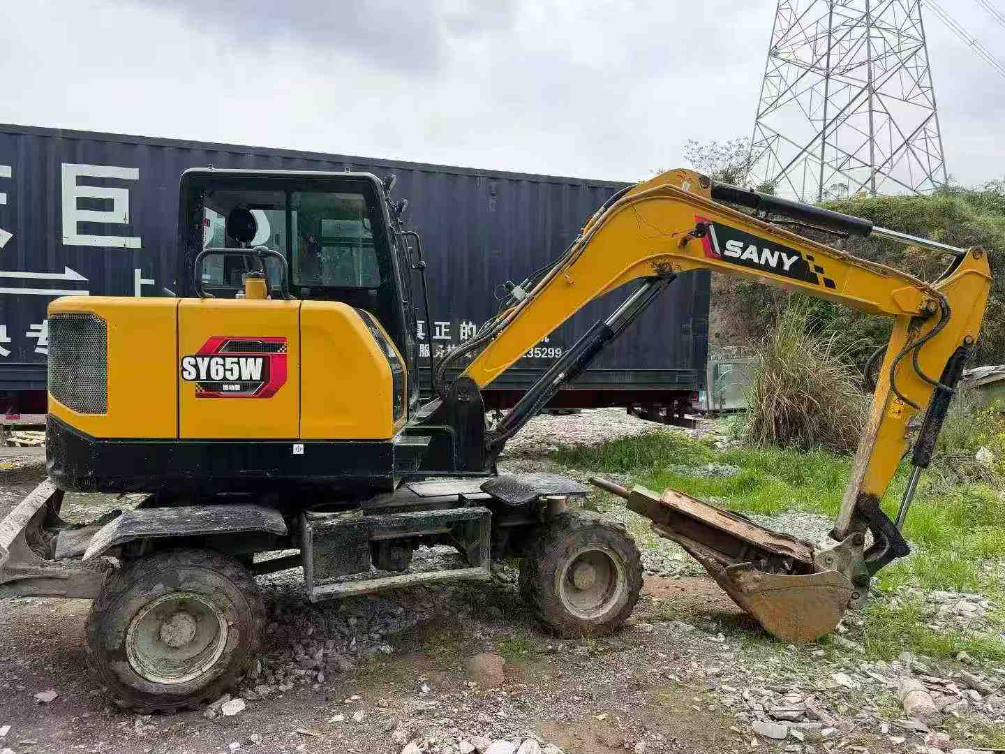 Buy Sany SY65C Used Excavator / 4