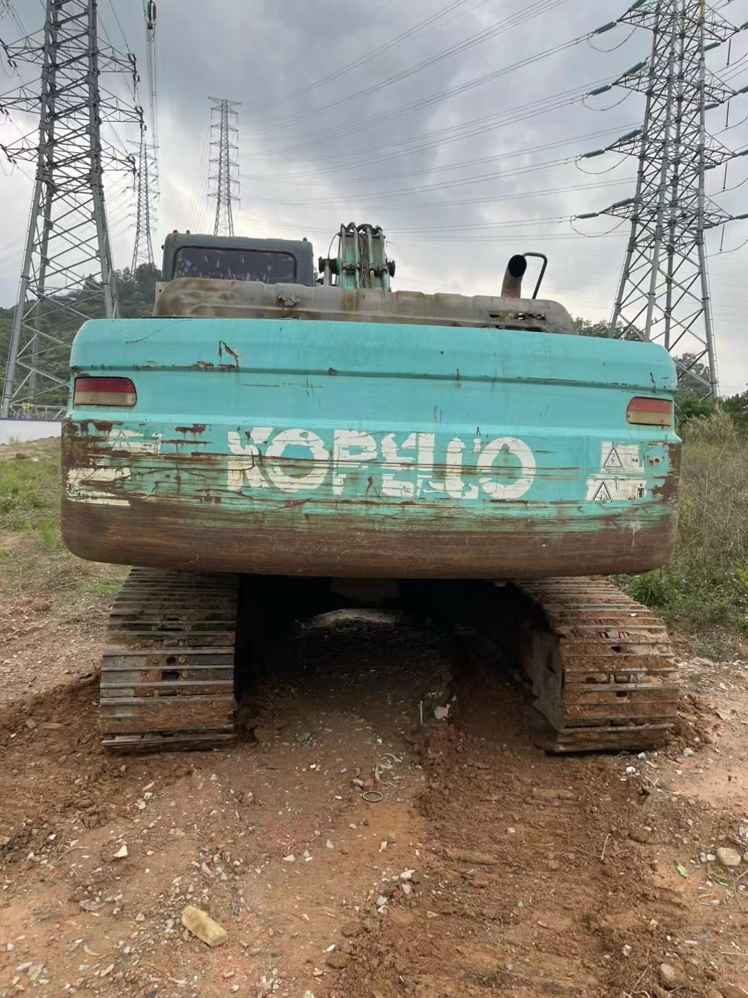 Buy Kobelco SK200-2 Used Excavator / 2