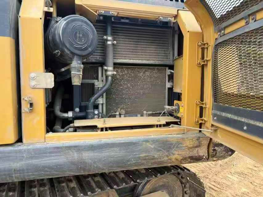 Buy XCMG XE135B Used Excavator / 7