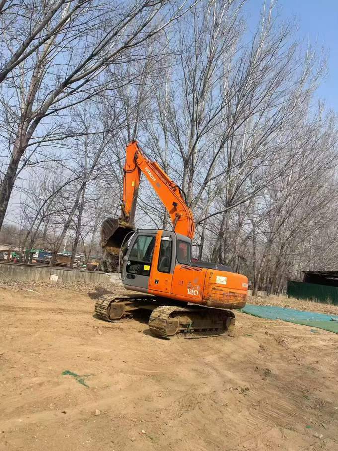 Buy Hitachi EX120-6 Used Excavator / 2