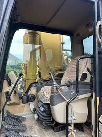 Buy Caterpillar 330C Used Excavator / 2 Buy Caterpillar 330C Used Excavator / 2