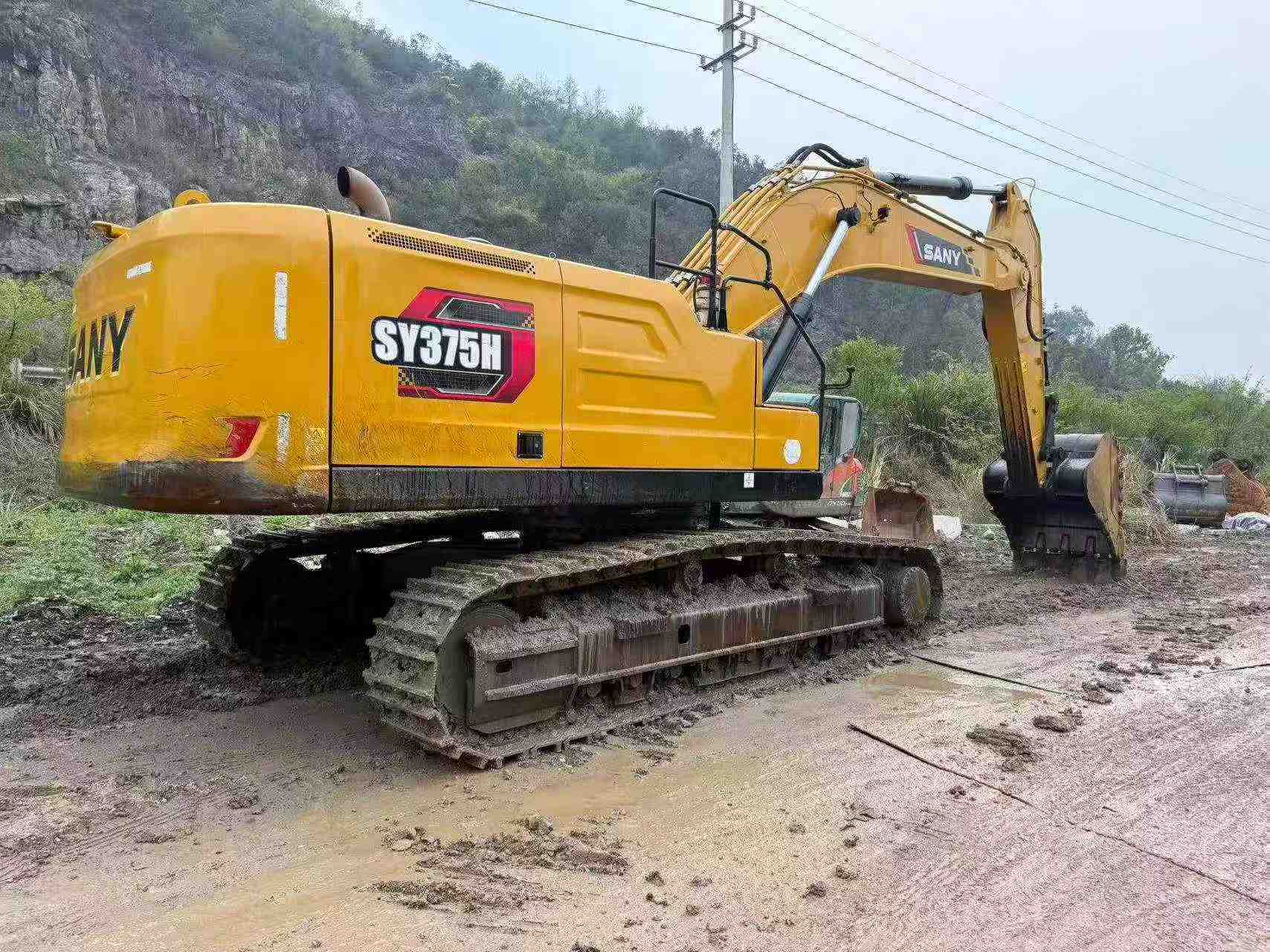 Buy Sany SY375H Used Excavator / 2