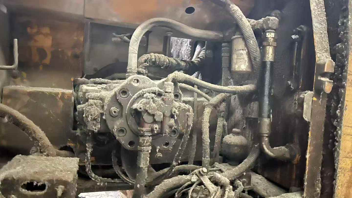 Buy Volvo EC210B Used Excavator / 6