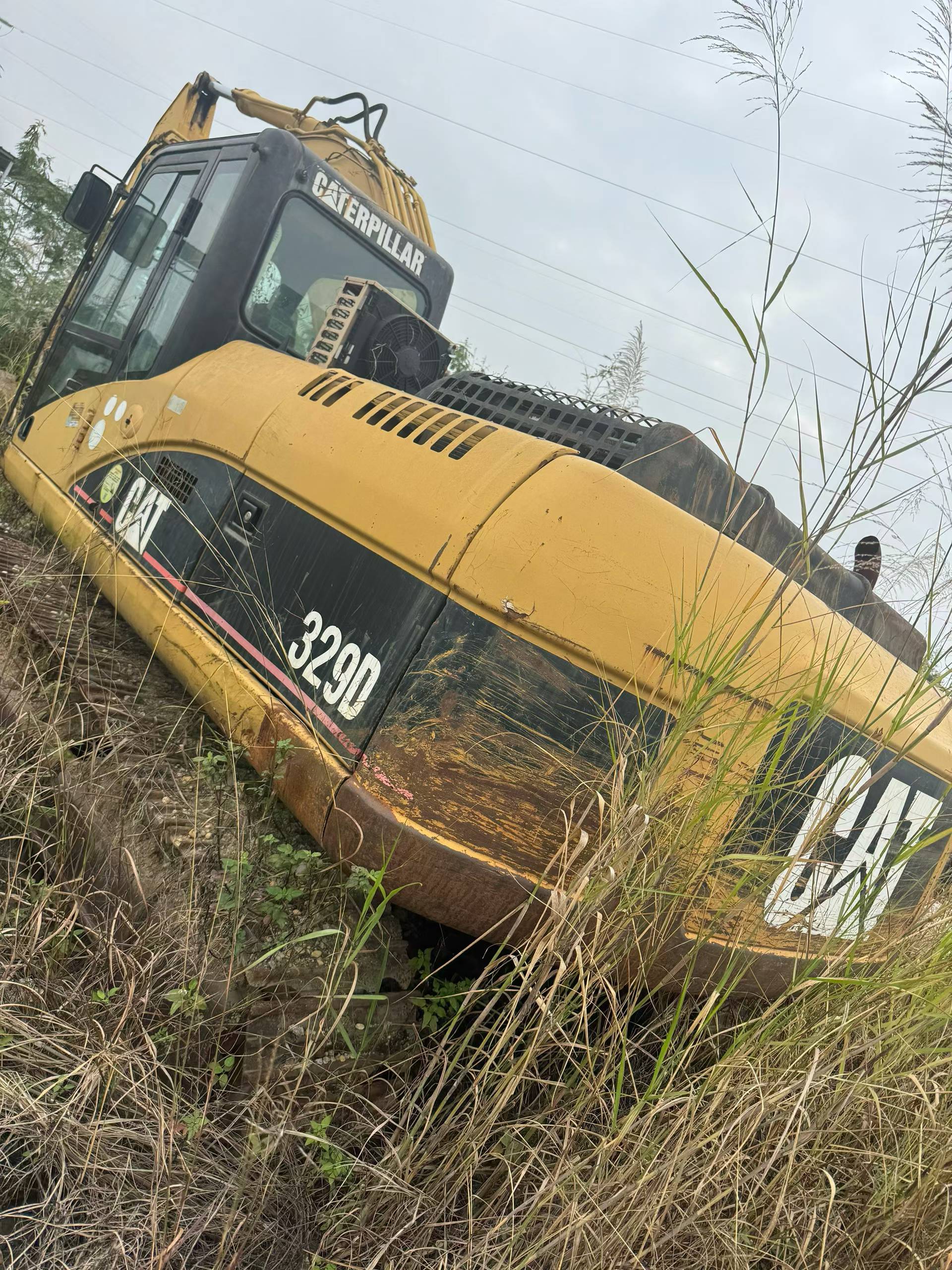 Buy Caterpillar 324D Used Excavator / 2