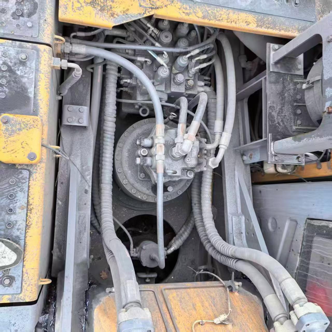 Buy XCMG XE490D Used Excavator / 4