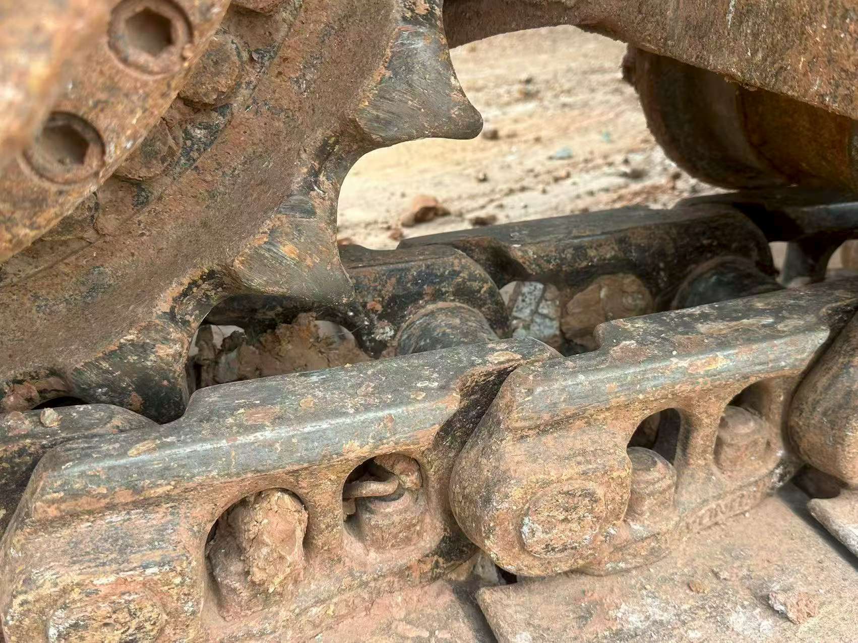 Buy Hyundai R385LVS Used Excavator / 9