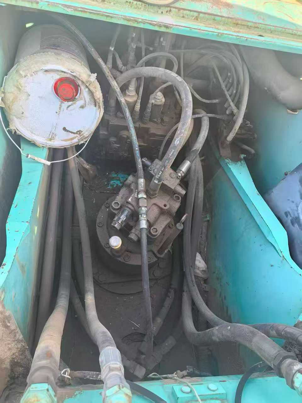 Buy Kobelco SK210 Used Excavator / 2