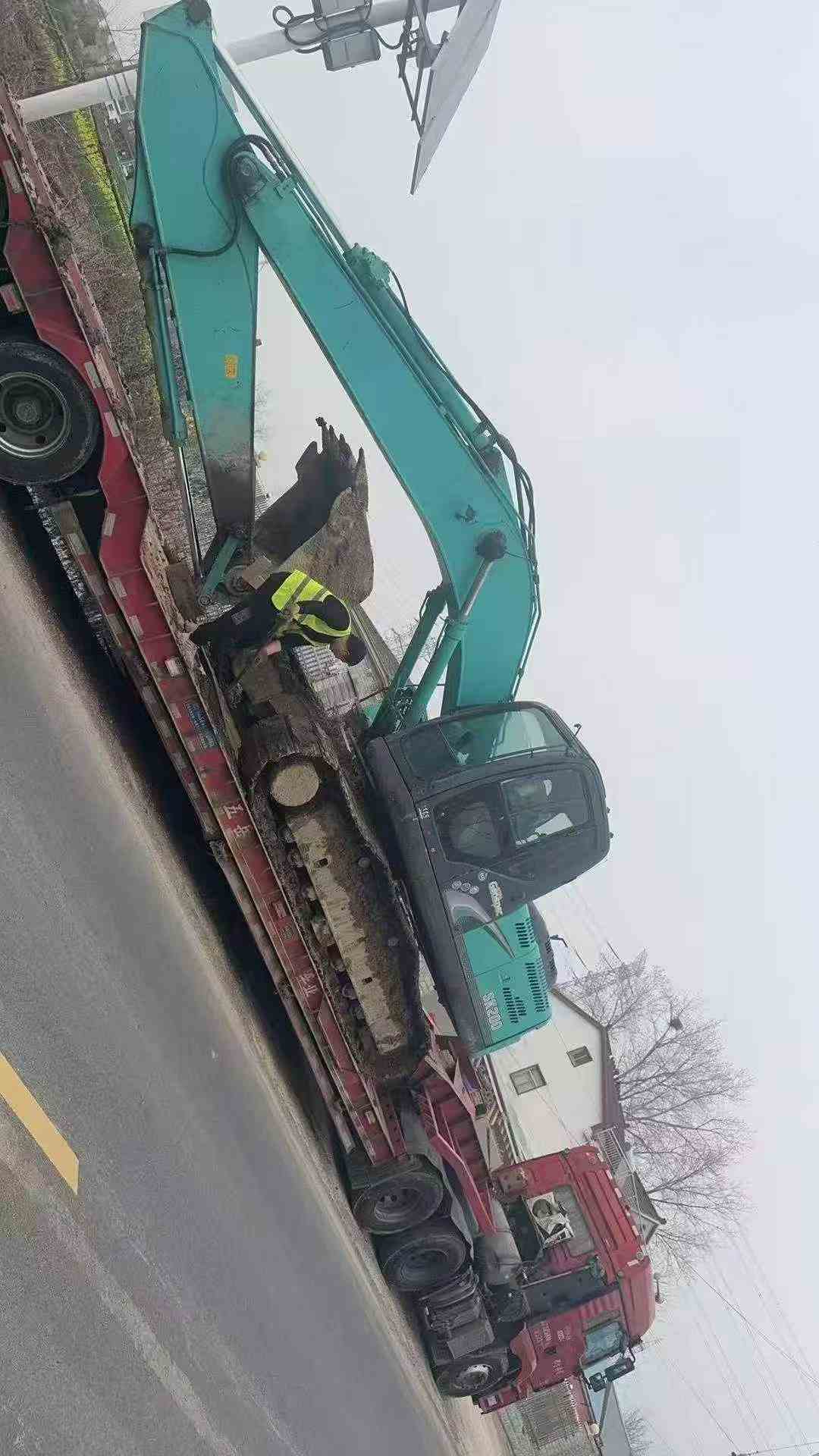 Buy Kobelco SK200-2 Used Excavator / 9