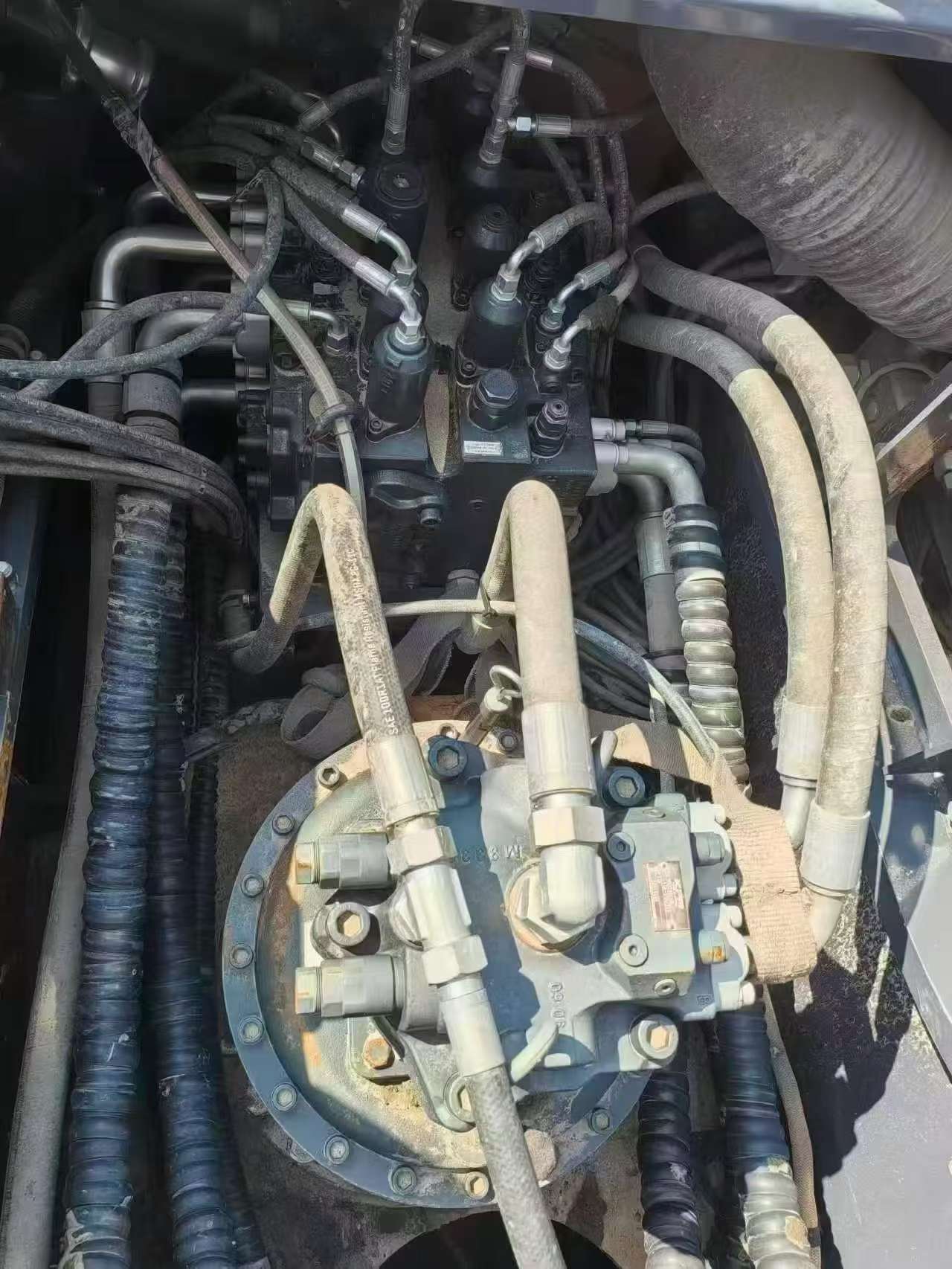 Buy XCMG XE550DK Used Excavator / 6