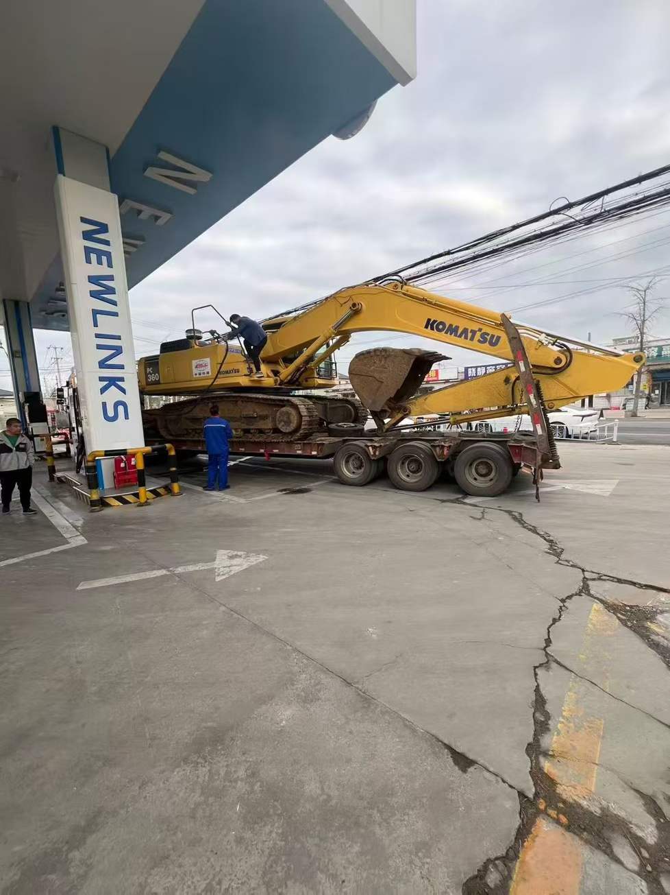 Buy Komatsu PC360-7 Used Excavator / 2