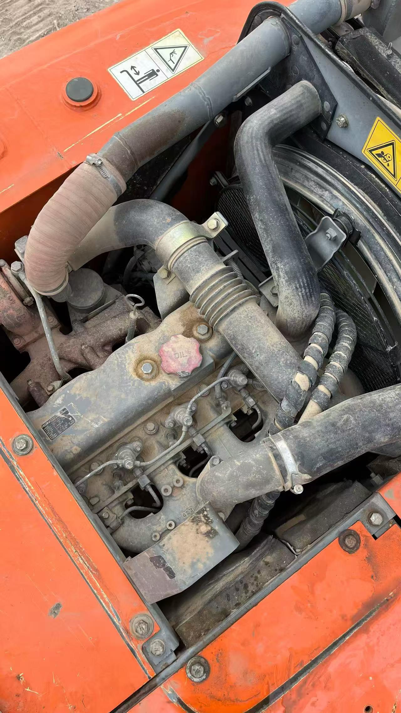 Buy Hitachi EX120 Used Excavator / 4