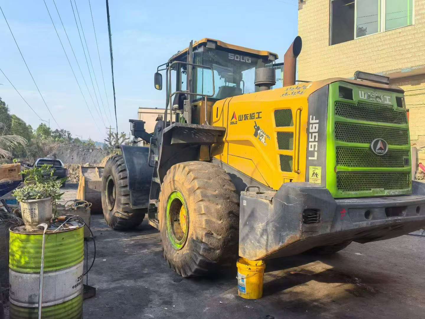 Buy SDLG L956F Used Loader / 2