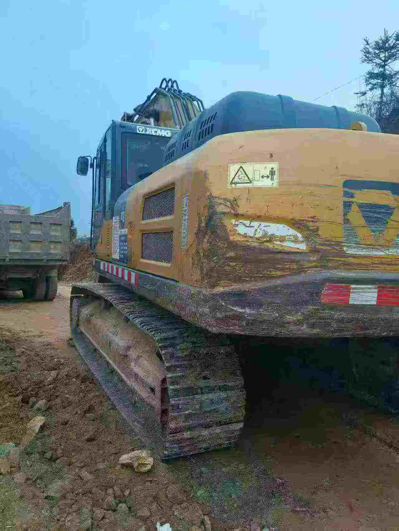 Buy XCMG XE370 Used Excavator / 7