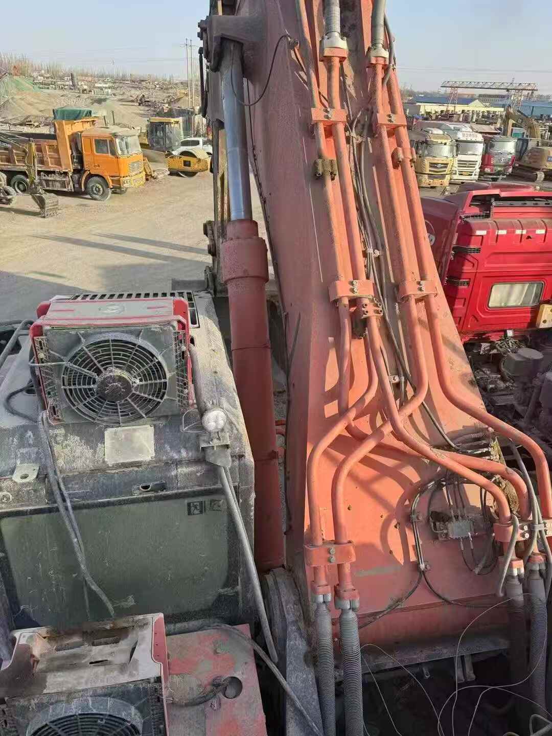 Buy Hitachi ZX890LCH-5A Used Excavator / 5