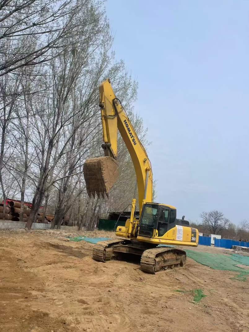 Buy Komatsu PC360-7 Used Excavator / 4